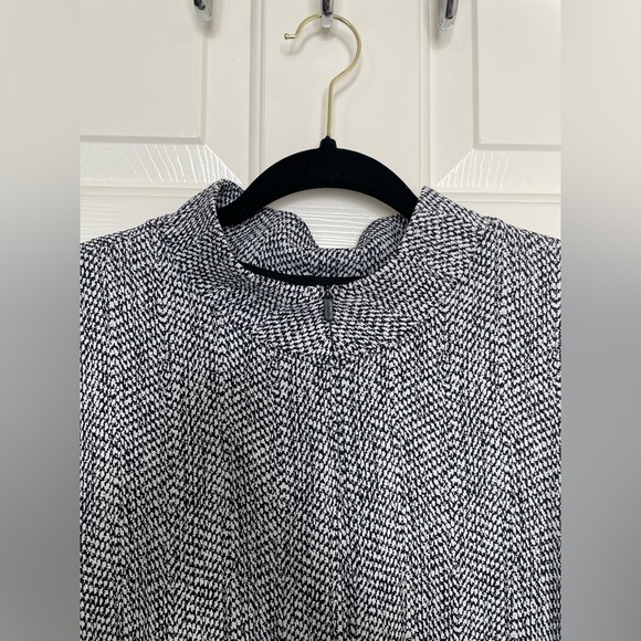 ATHLETA Delancey textured dress fully lined side pockets white and black  | 3X - Picture 9 of 11